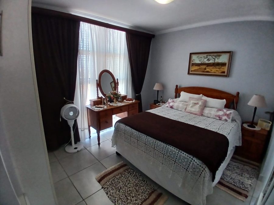 2 Bedroom Property for Sale in Island View Western Cape